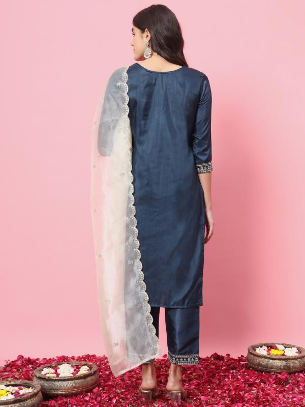 VP 9530 T Silk Blend Kurta and Trouser Set with Organza Dupatta